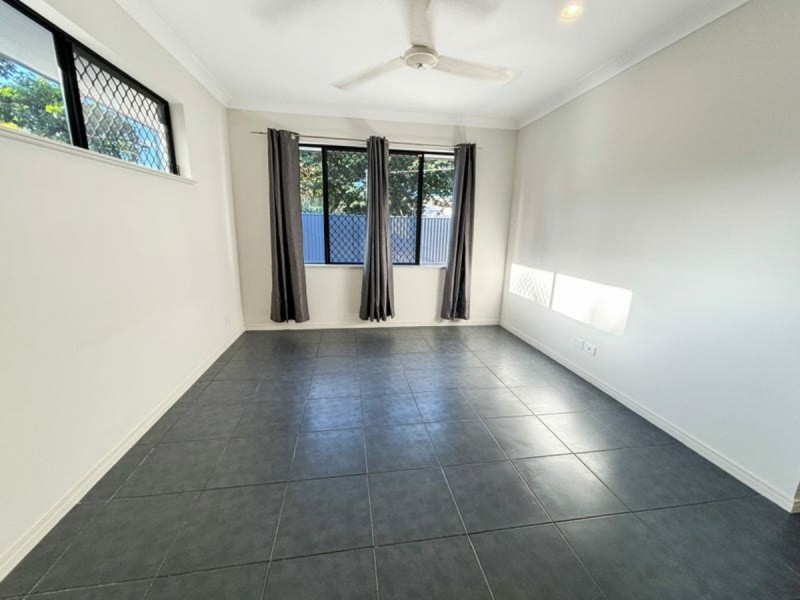 7 Angor Rd, Trinity Park QLD 4879
