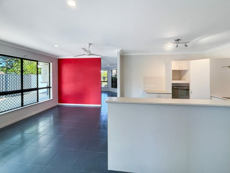 7 Angor Rd, Trinity Park QLD 4879