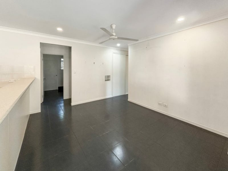 7 Angor Rd, Trinity Park QLD 4879