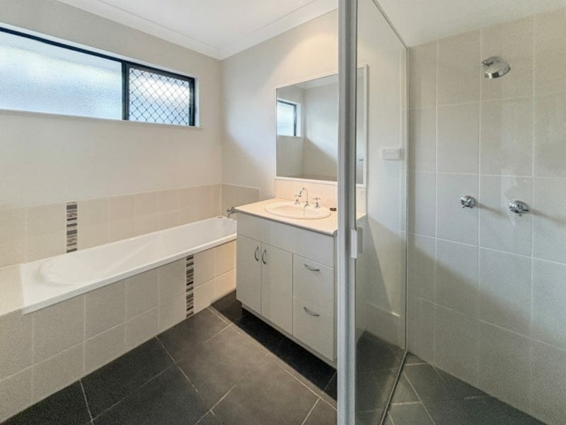 7 Angor Rd, Trinity Park QLD 4879