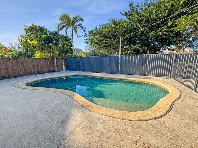 7 Angor Rd, Trinity Park QLD 4879