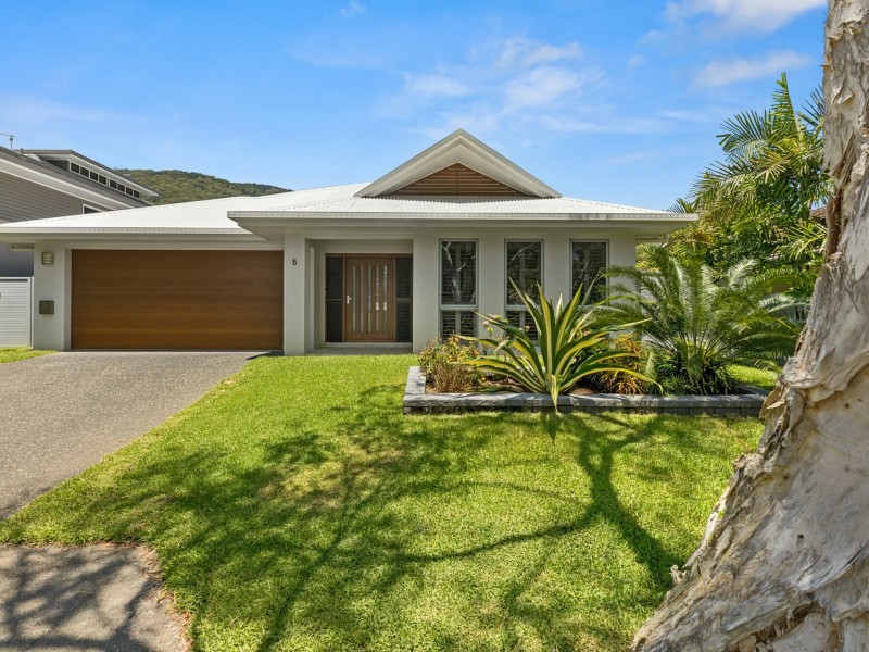 6 Lillian Rd, Palm Cove QLD 4879