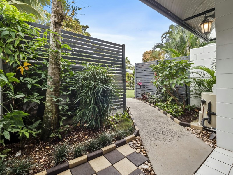 1/493-495 Varley Street, Yorkeys Knob QLD 4878