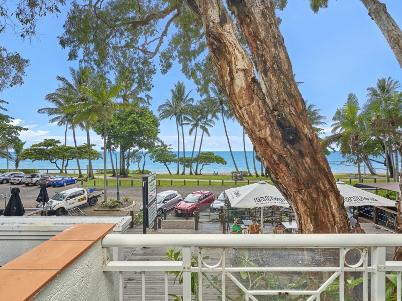202/139-143 Williams Esplanade, Palm Cove QLD 4879