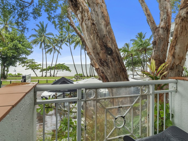 202/139-143 Williams Esplanade, Palm Cove QLD 4879