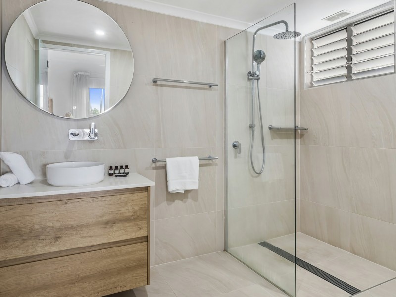 202/139-143 Williams Esplanade, Palm Cove QLD 4879