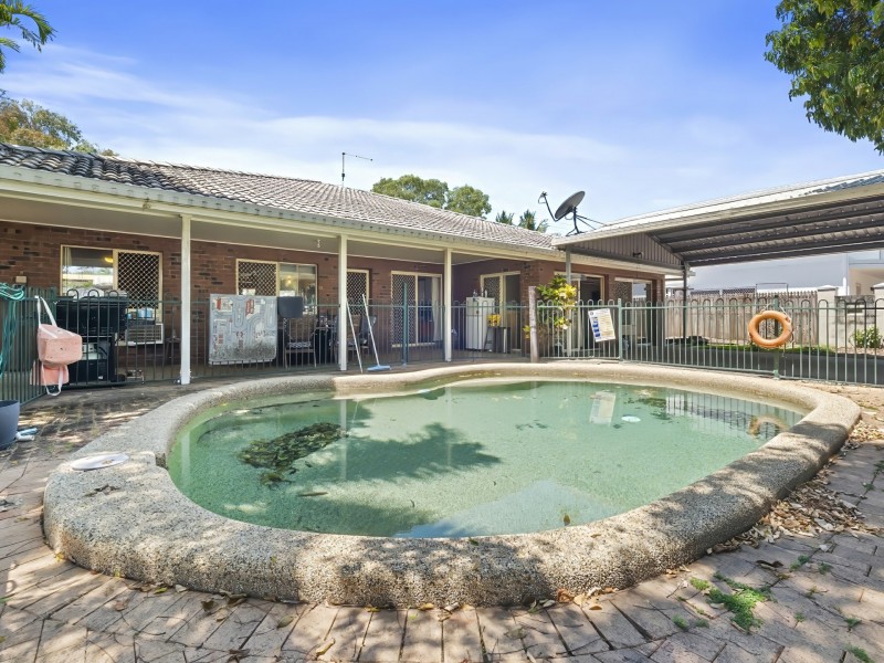 23 Casuarina Street, Holloways Beach QLD 4878