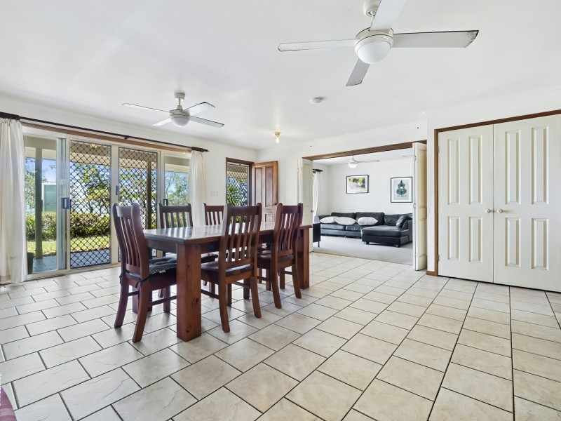23 Casuarina Street, Holloways Beach QLD 4878