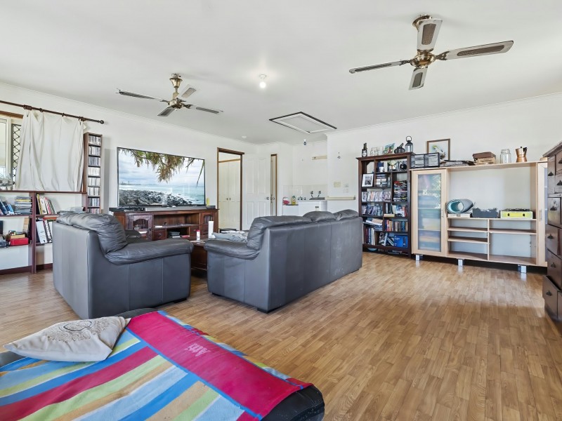 23 Casuarina Street, Holloways Beach QLD 4878