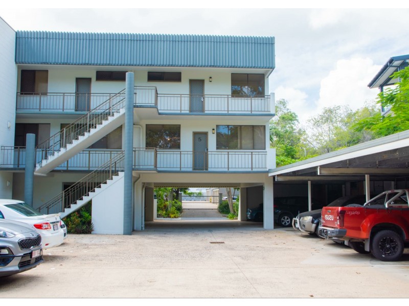 Apartment 5/35-37 Sims Esplanade, Yorkeys Knob QLD 4878