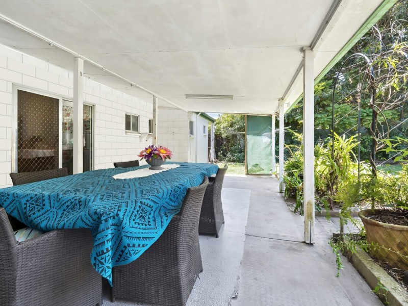 12 Cheviot Street, Smithfield QLD 4878