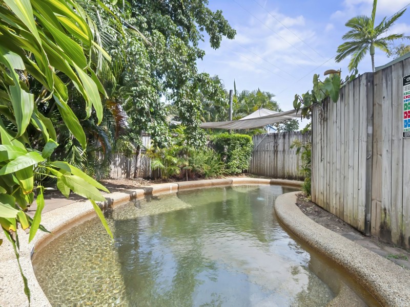 3/528 Varley Street, Yorkeys Knob QLD 4878