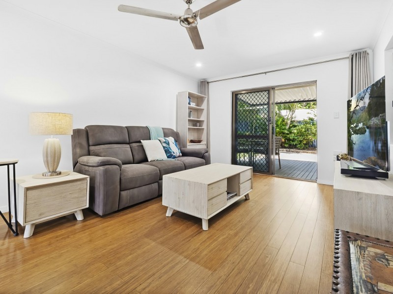 2/14 Narelle Close, Yorkeys Knob QLD 4878