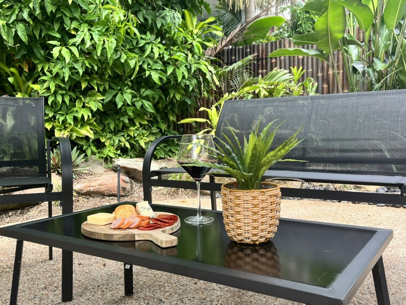 7 Talpa Close, Palm Cove QLD 4879