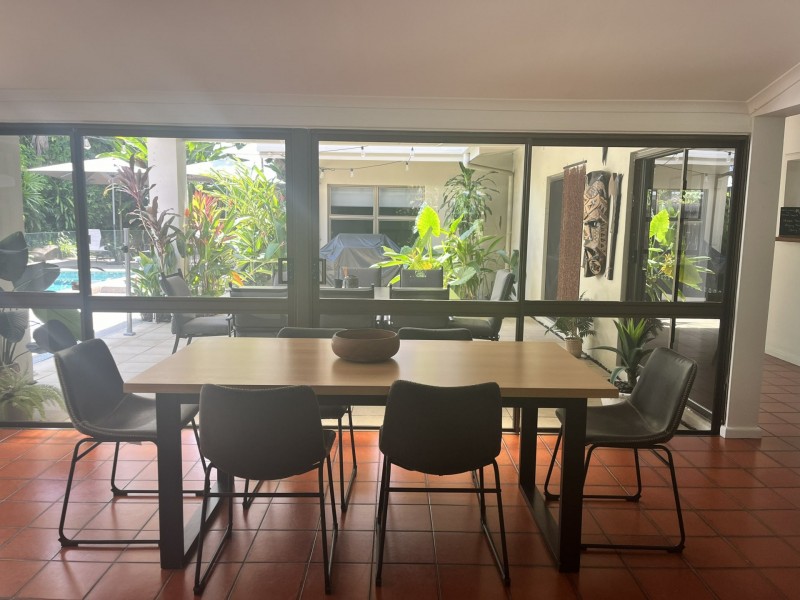 7 Talpa Close, Palm Cove QLD 4879