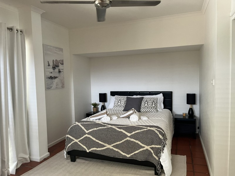 7 Talpa Close, Palm Cove QLD 4879