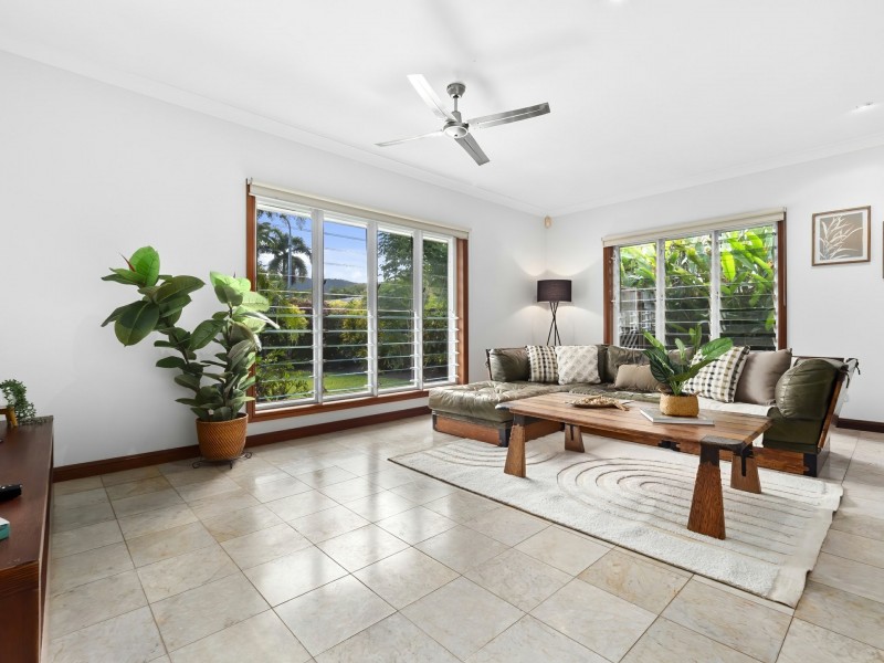 10 Avoca Close, Kewarra Beach QLD 4879