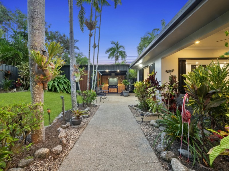 3 Turtle Close, Clifton Beach QLD 4879