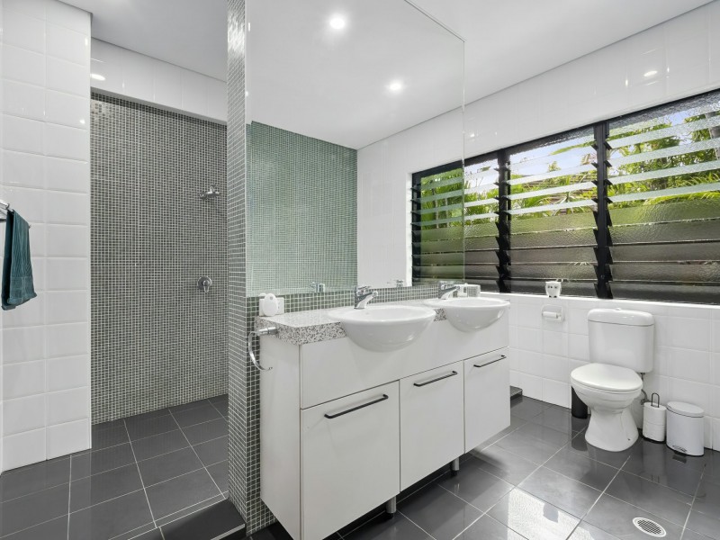 3 Turtle Close, Clifton Beach QLD 4879