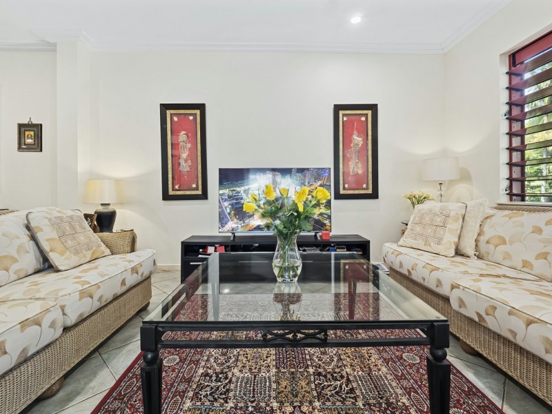 34/23-25 Veivers Road, Palm Cove QLD 4879