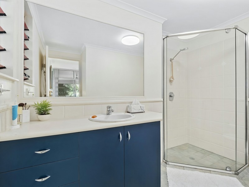 34/23-25 Veivers Road, Palm Cove QLD 4879