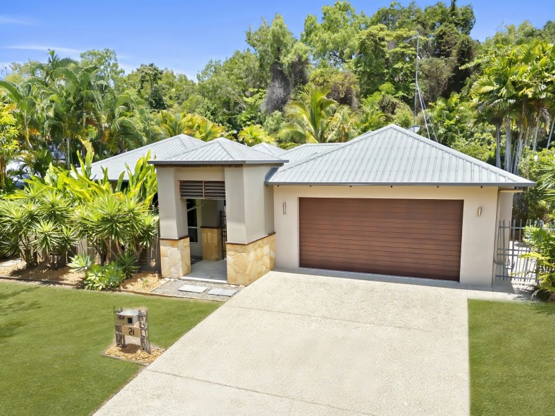 21 Aurelia Road, Palm Cove QLD 4879