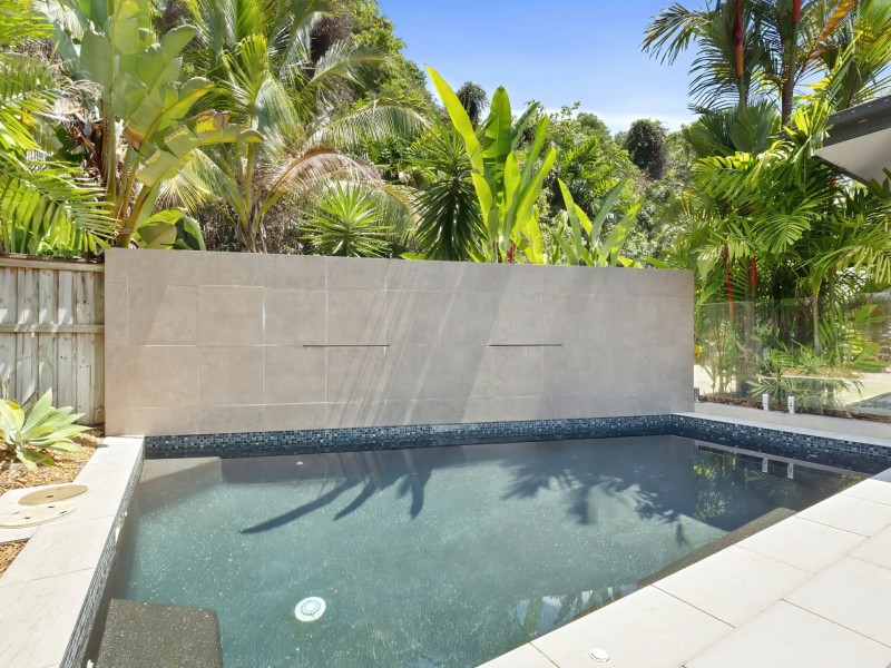 21 Aurelia Road, Palm Cove QLD 4879