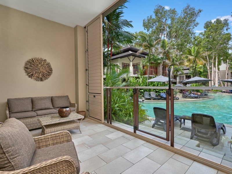 105/5 Triton Street, Palm Cove QLD 4879
