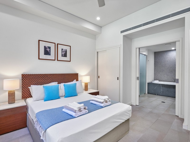 105/5 Triton Street, Palm Cove QLD 4879