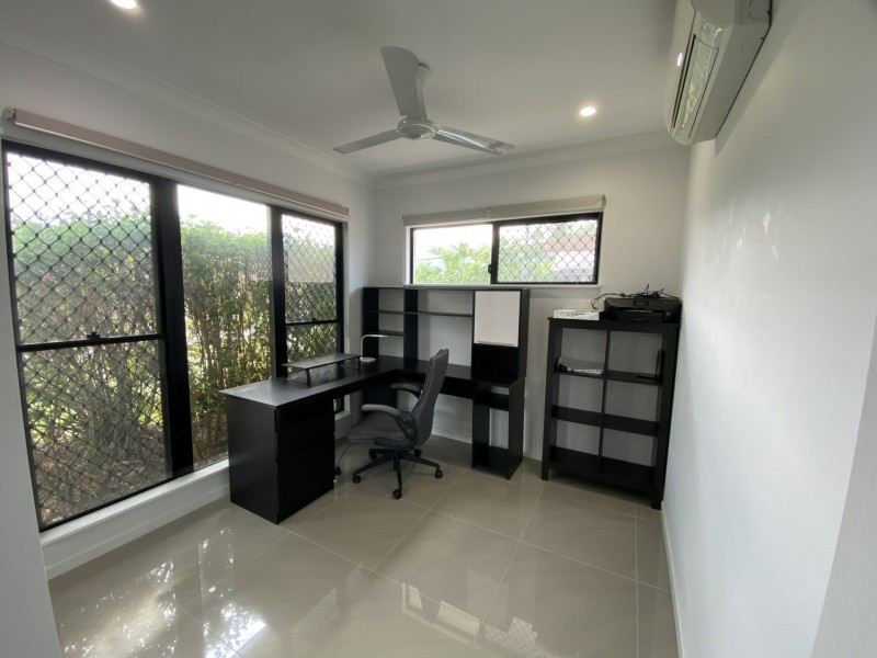 9 The Avenue, Trinity Park QLD 4879