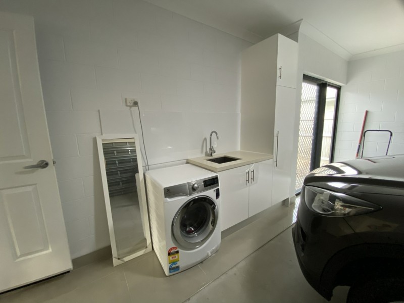 9 The Avenue, Trinity Park QLD 4879