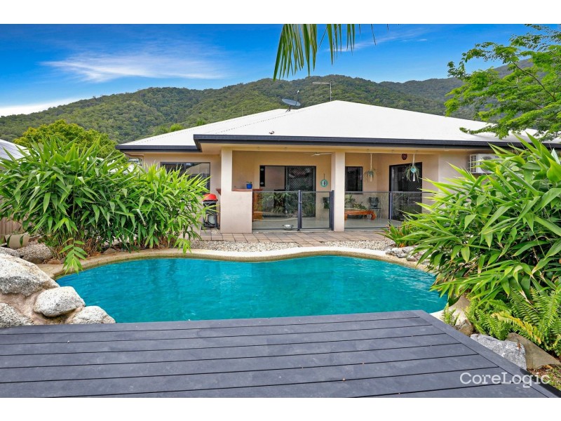 6 Kentia St, Palm Cove QLD 4879
