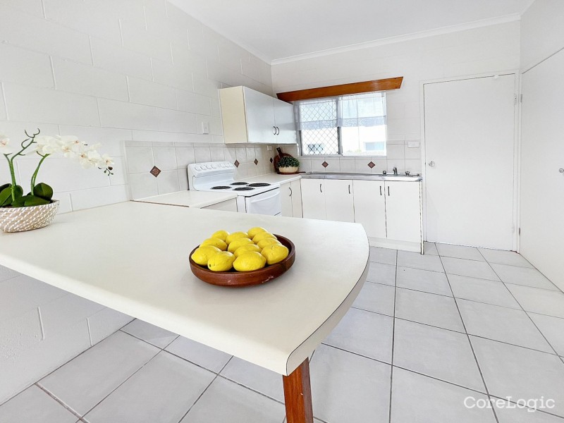 5/49 Sims Esplanade, Yorkeys Knob QLD 4878