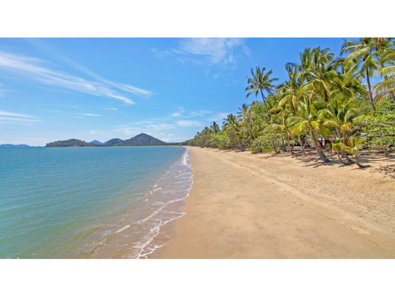 1 Rudder Street, Clifton Beach QLD 4879