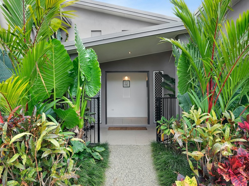 6 Pambula Close, Kewarra Beach QLD 4879