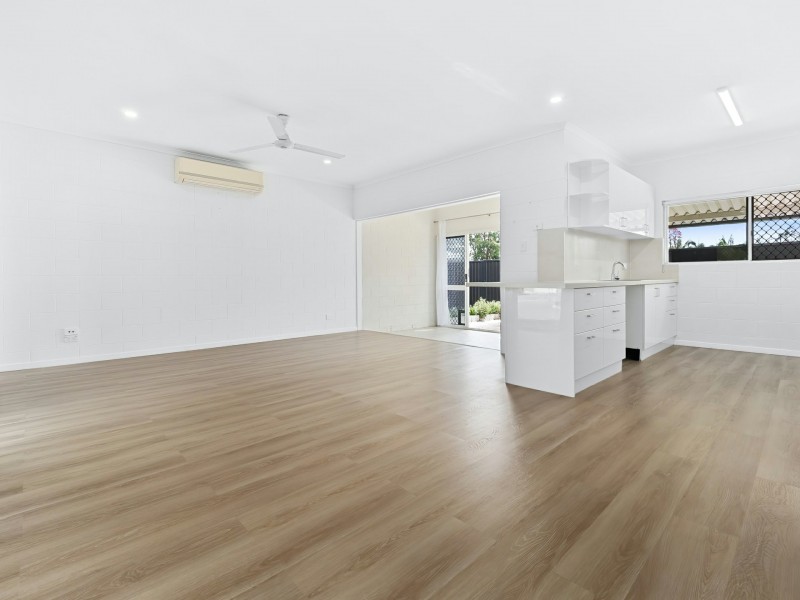 17/2-6 Lake Placid Road, Caravonica QLD 4878