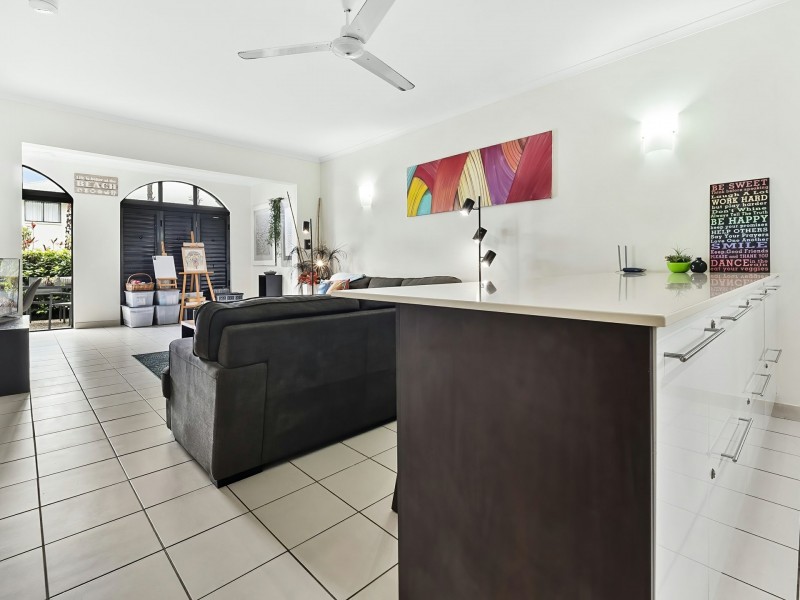 41/81-85 Cedar Road, Palm Cove QLD 4879