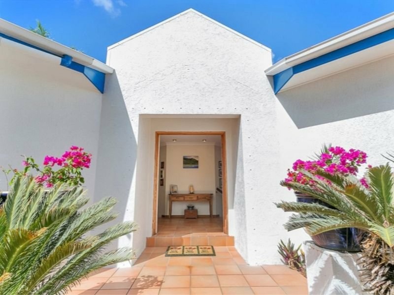 4 Turtle Close, Clifton Beach QLD 4879