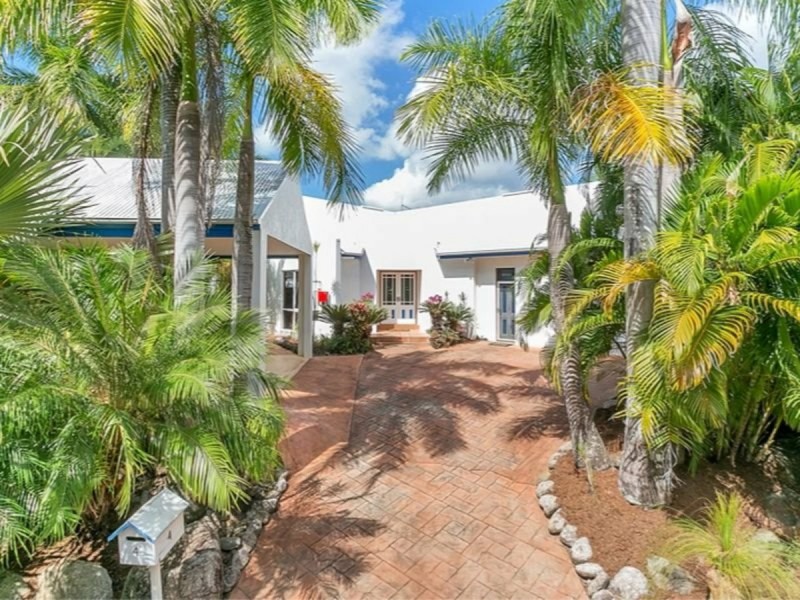 4 Turtle Close, Clifton Beach QLD 4879