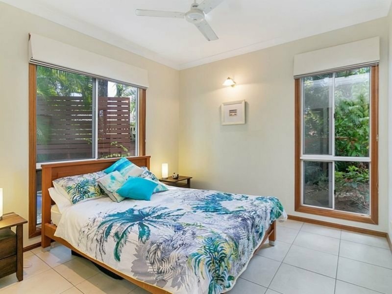 4 Turtle Close, Clifton Beach QLD 4879
