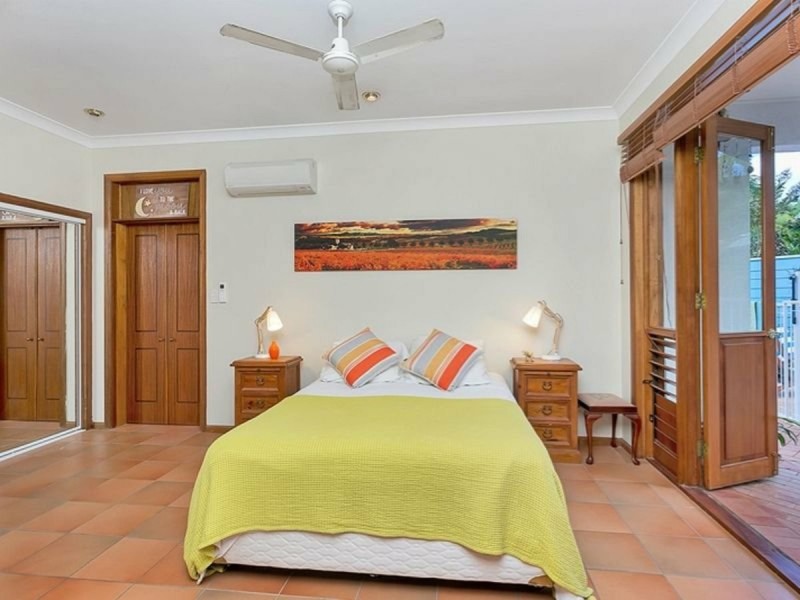 4 Turtle Close, Clifton Beach QLD 4879