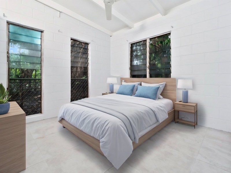 2 Ash Street, Holloways Beach QLD 4878
