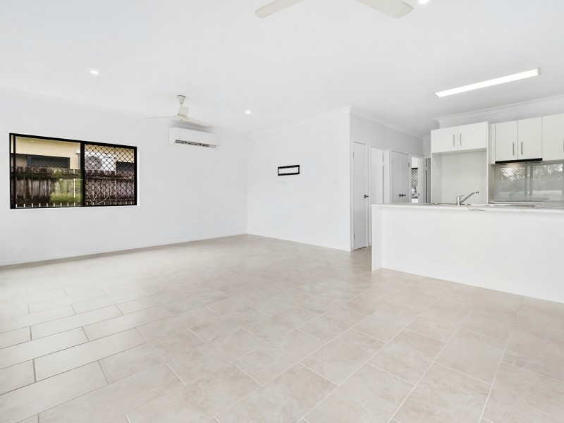 112/2-6 Lake Placid Road, Caravonica QLD 4878