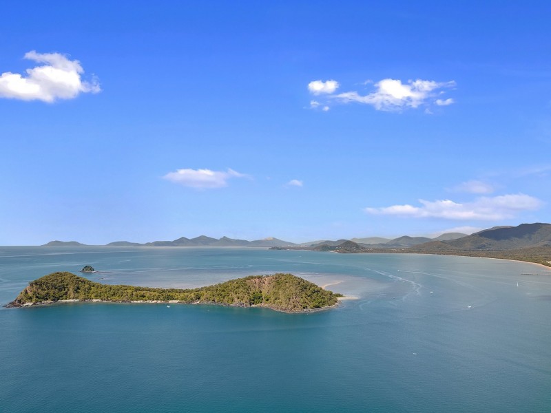 6/24 Warren Street, Palm Cove QLD 4879