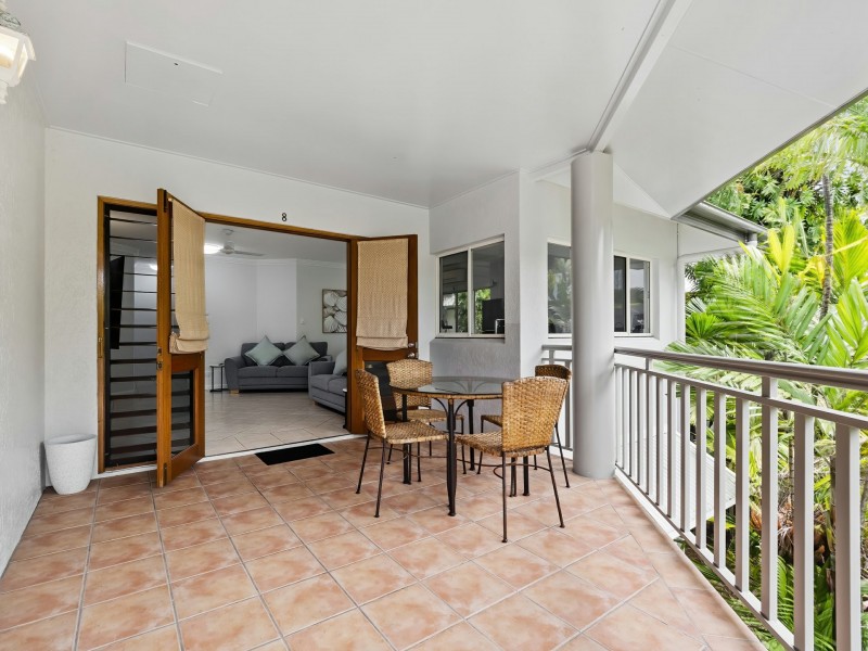 8/30 Oliva St, Palm Cove QLD 4879