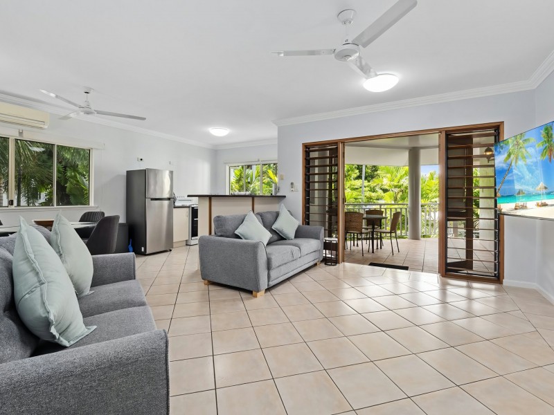 8/30 Oliva St, Palm Cove QLD 4879
