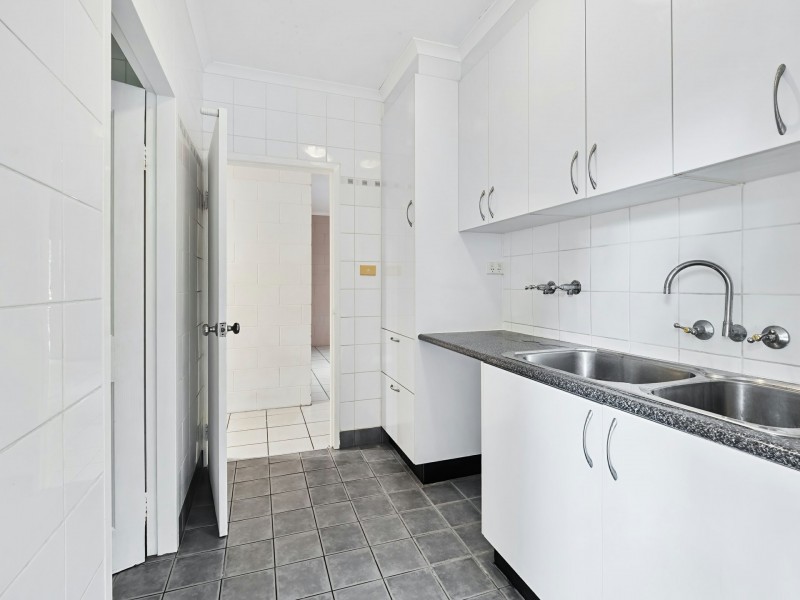 7 Tudor Close, Trinity Park QLD 4879