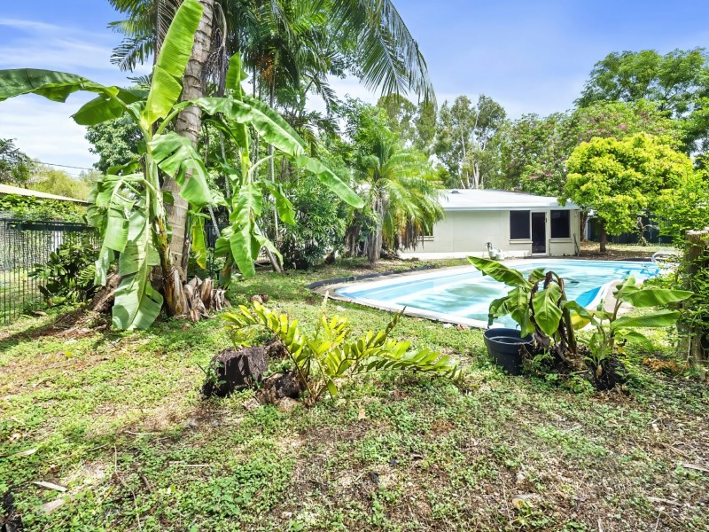 7 Tudor Close, Trinity Park QLD 4879