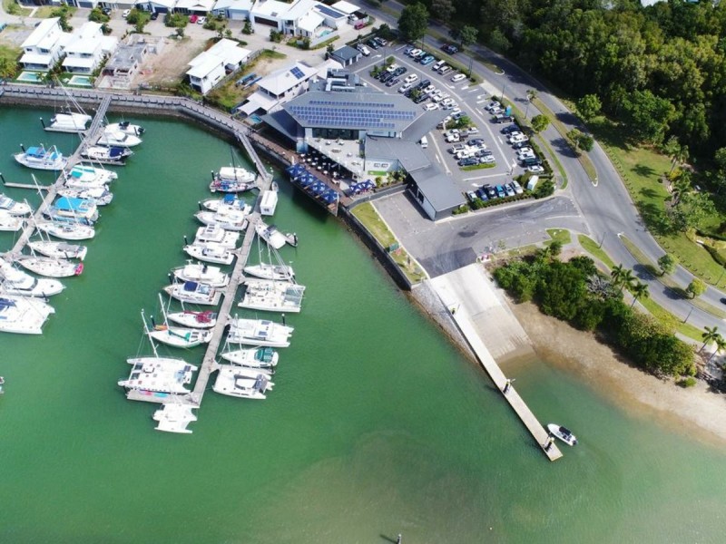 7 Tudor Close, Trinity Park QLD 4879