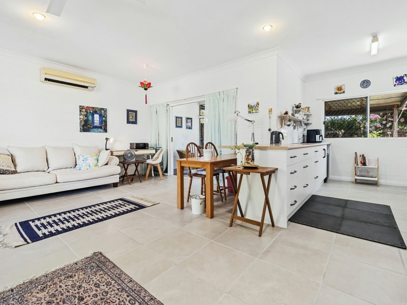 63/2-6 Lake Placid Road, Caravonica QLD 4878